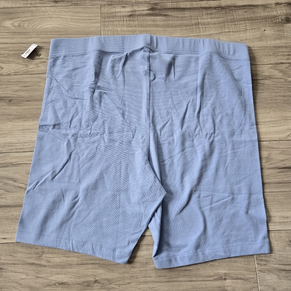 Old Navy Blue Shorts -Size 2X - Picture 4 of 4